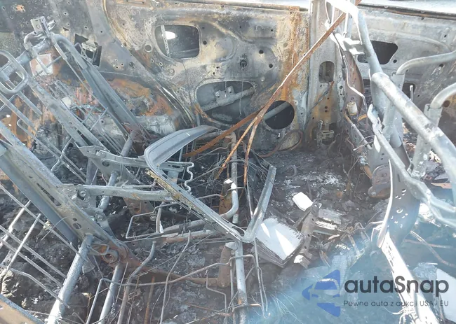 2T3JFREV7HW647420: 42150065