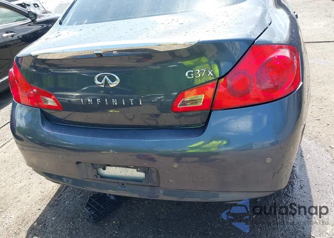 JN1CV6AR0DM757531: 42149177