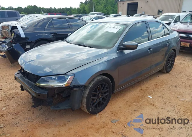 3VW2B7AJ7HM329903: 42149225