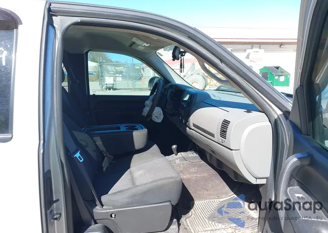 1GTR2UEA2BZ398692: 42149279