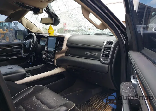 1C6SRFJT1KN691482: 42149355