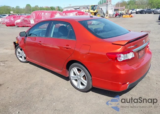 2T1BU4EEXDC087426: 42149467