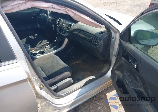 1HGCR2F5XEA228785: 42150789