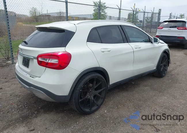 WDCTG4EB4JJ447768: 42150845