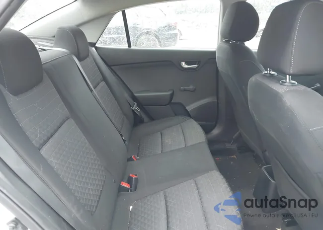 3KPA24AB7JE072053: 42150853