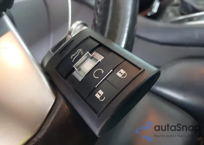 3GYFNAEY3BS565204: 42150863