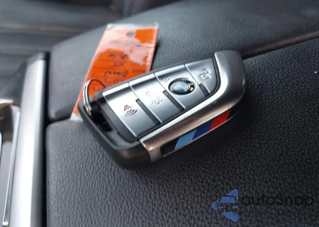 5UXCR6C58KLK85270: 42151053