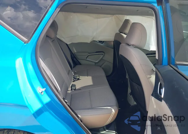 KNDJ33AU7P7195711: 42150345