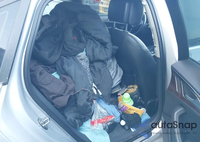 WAUBGAFC5CN005727: 42151571