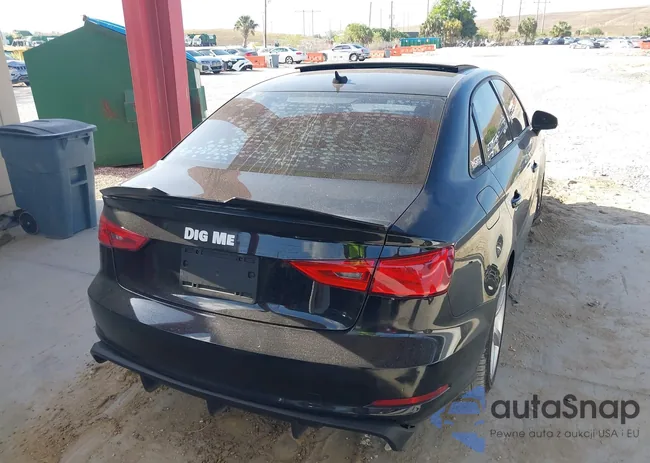 WAUACGFF1F1140560: 42151740