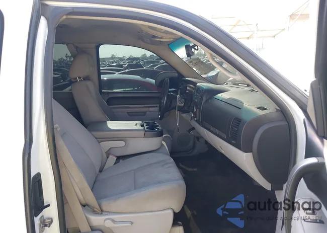 1GCRCSE00BZ414980: 42151812