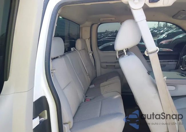 1GCRCSE00BZ414980: 42151812