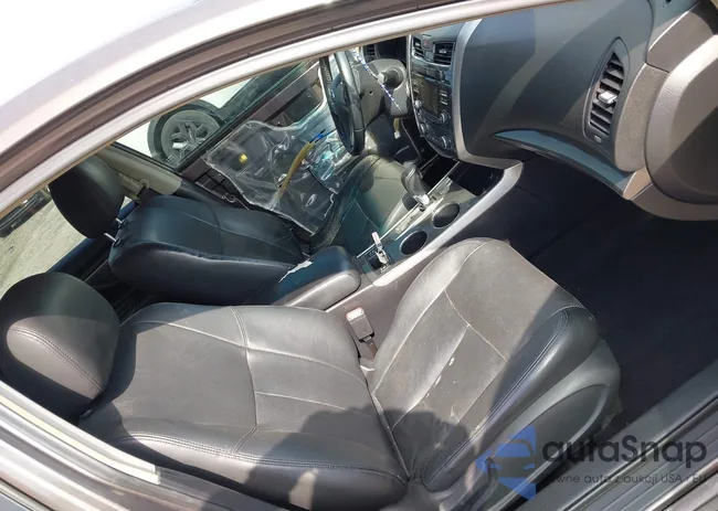 1N4AL3AP5DC105460: 42152044