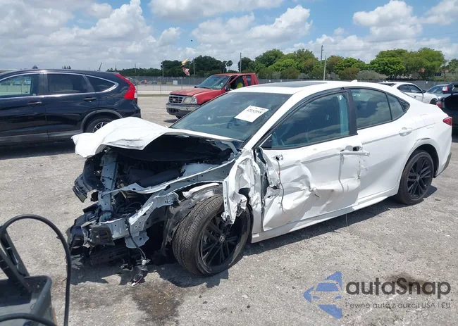 4T1DAACK8SU008033: 42152058