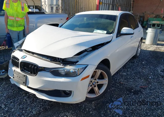 WBA3B1C58EP679225: 42151136