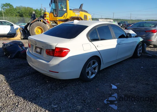 WBA3B1C58EP679225: 42151136