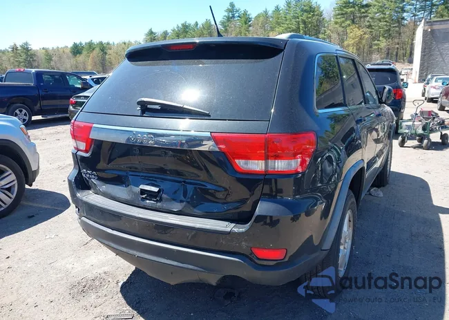 1C4RJFAG4CC214933: 42151176