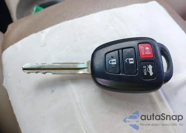 2T1BURHE9EC057229: 42151217