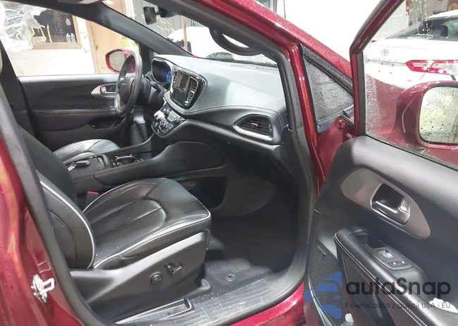 2C4RC1S78MR521977: 42151243