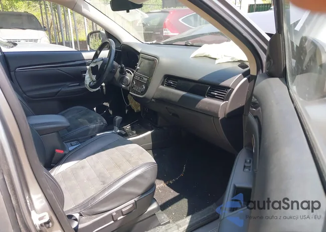 JA4AD3A35KZ051733: 42151300