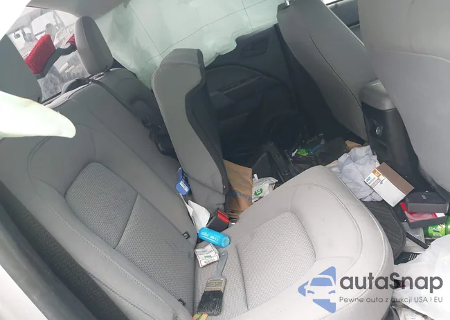 1GCGTBEN5K1168106: 42151369