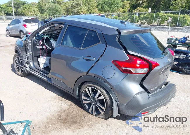 3N1CP5CU8JL506560: 42152533