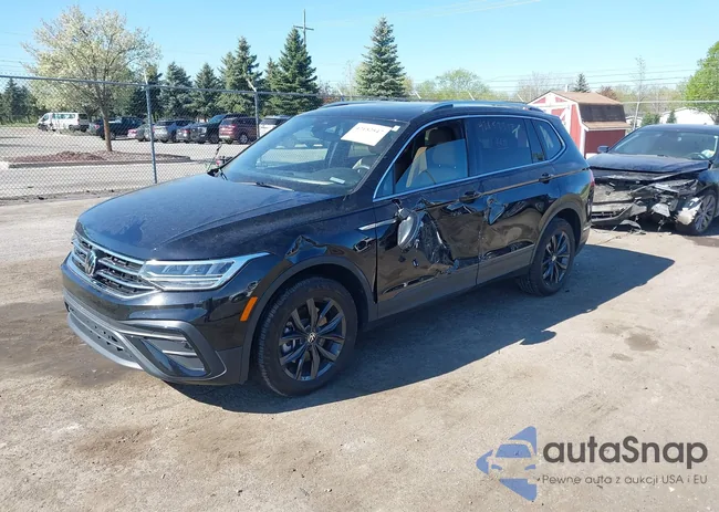 3VVMB7AX7RM042855: 42152547