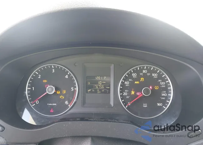 3VWLL7AJ0CM362669: 42152569