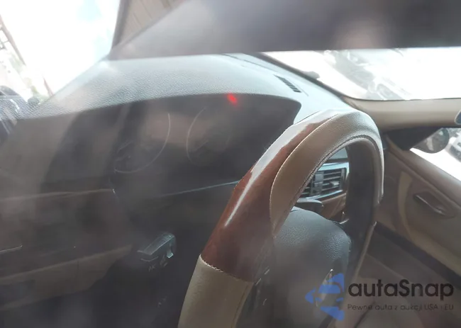 WBAVB17526NK32485: 42152629