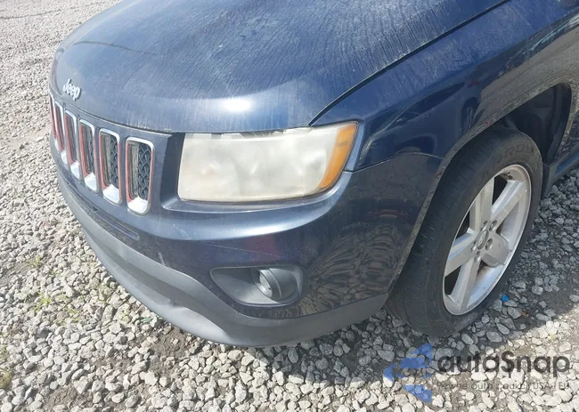 1C4NJCCB5CD601841: 42152631