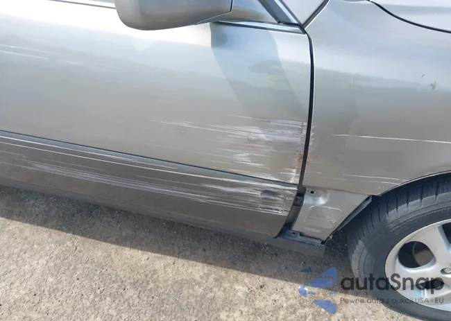 JT8BF28G110334879: 42152636