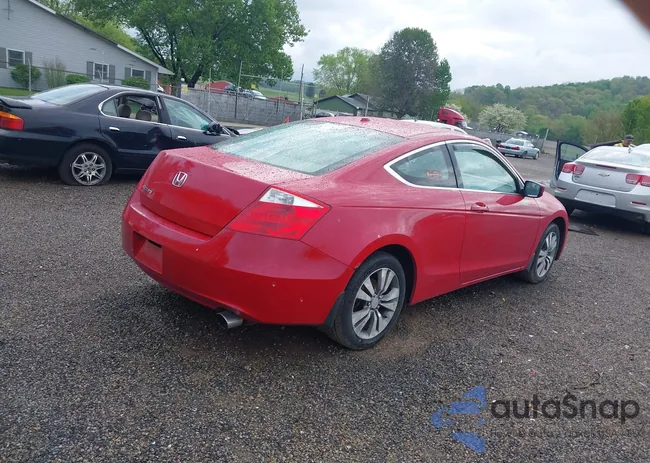 1HGCS12878A017952: 42152647