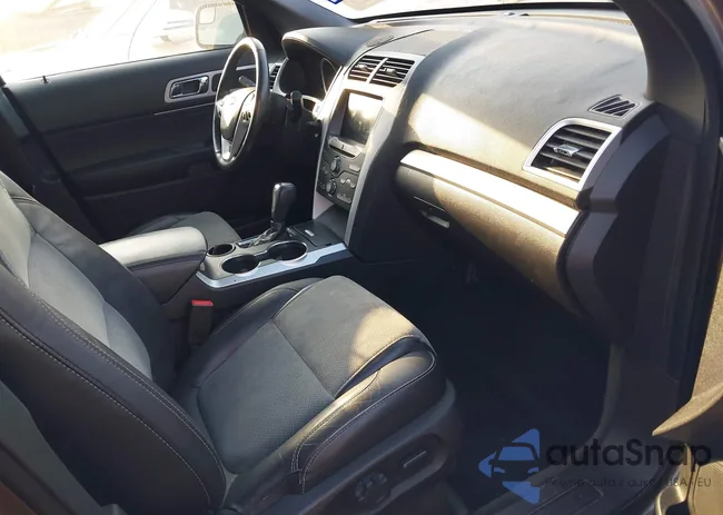 1FM5K7D89FGC21598: 42152137