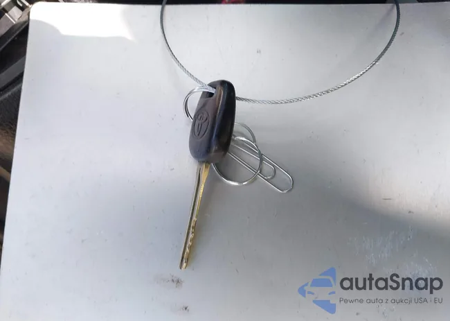 2T1BURHE0EC156411: 42152161