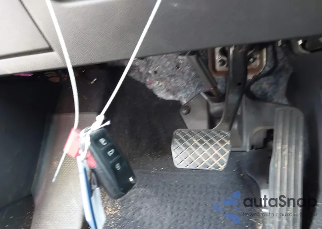 3VW507AT1EM819012: 42153786