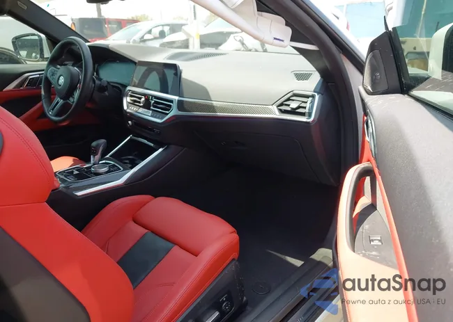 WBS33AZ04NCJ20752: 42153801