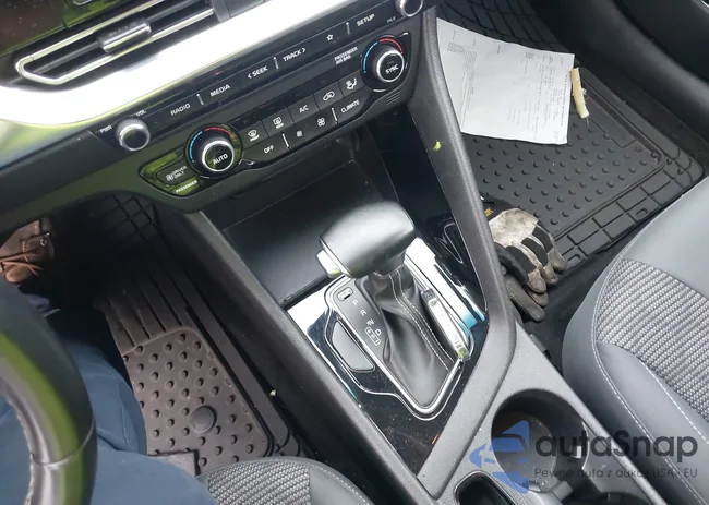 KNDCB3LC0L5398722: 42153803