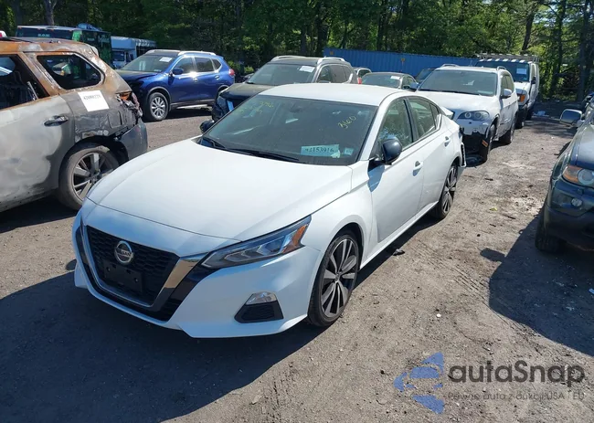 1N4BL4CV9NN385332: 42153916