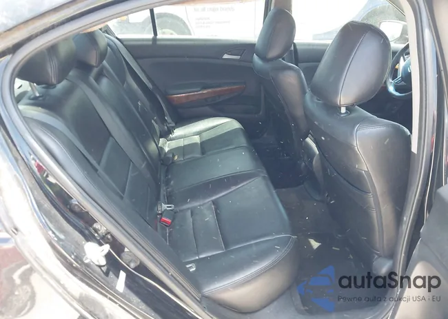 1HGCP2F74BA118673: 42154106