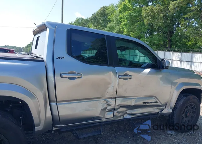 3TMLB5JN8RM017959: 42153144