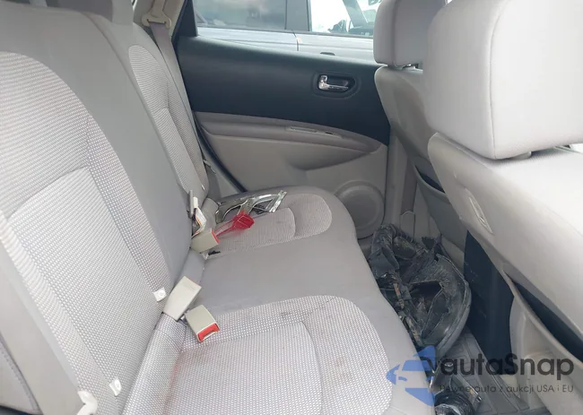 JN8AS5MTXDW520570: 42153374