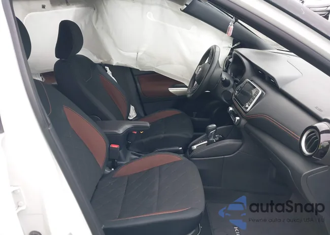 3N1CP5DV2LL543887: 42153454