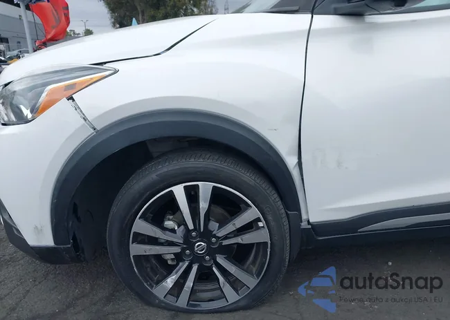 3N1CP5DV2LL543887: 42153454