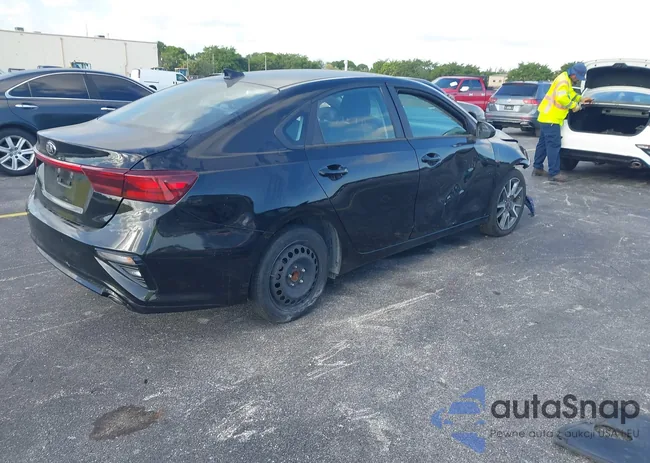 3KPF24AD1LE212690: 42154633