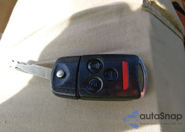 19UUA8F27BA004664: 42154919