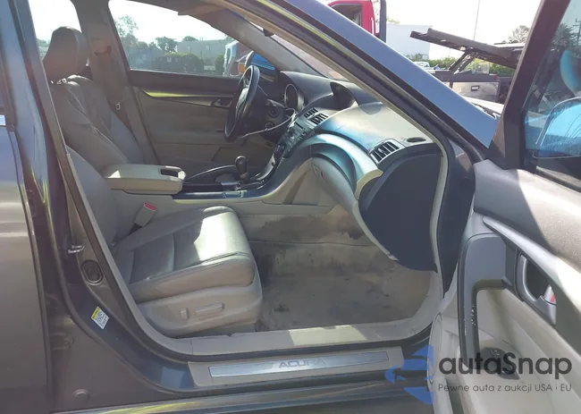 19UUA8F27BA004664: 42154919