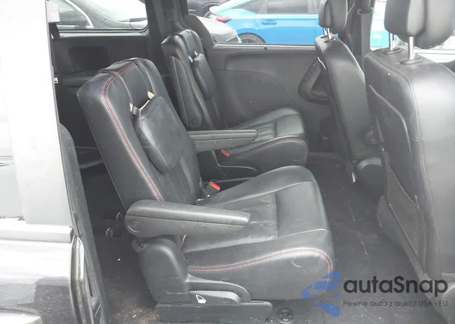 2C4RDGEG8JR146311: 42154261