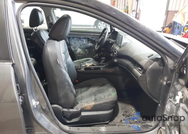 3N1AB8DV6MY211754: 42155524