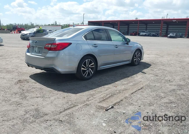 4S3BNAS68K3004560: 42155572