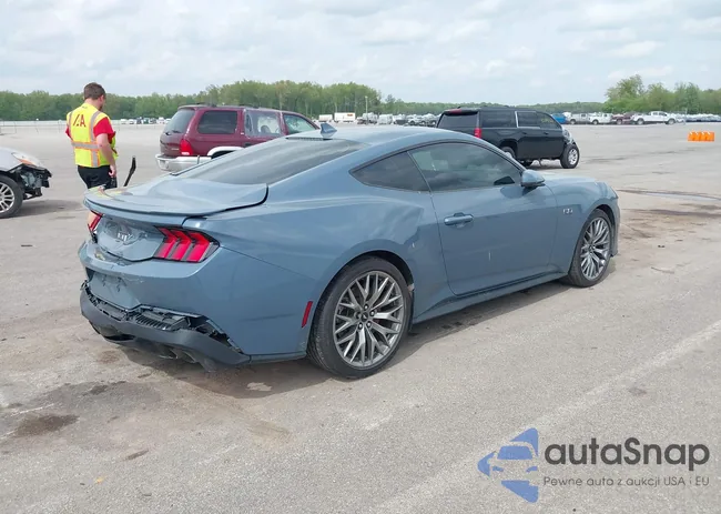 1FA6P8CF0R5430394: 42155650